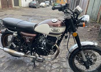 Mash 125 seventy five brixton Yamaha sr 125 honda cb suzuki dr 125