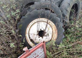 Opona z felgami 2szt 18,4 r34