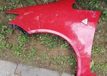 Błotnik lewy do Mitsubishi colt 2011r. 5 generacja 3drzwiowy