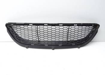 KRATKA ZDERZAKA ŚRODKOWA PRZÓD PRZEDNIA 7897759  BMW E90 LCI M-PAKIET