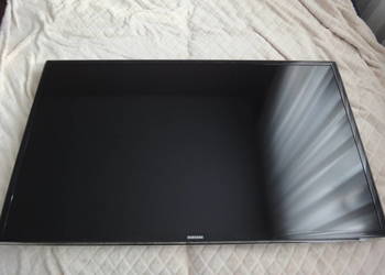 Telewizor  SAMSUNG UE40F6320 -uszkodzony