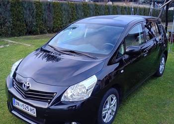 Toyota Verso 1.8 147KM benzyna automat 7 osobowy