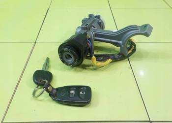 HYUNDAI TUCSON I LIFT 2.0 CRDI 10r 5D stacyjka z kluczykiem