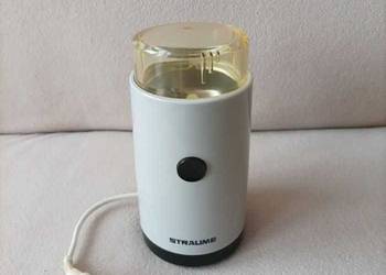 Elektryczny udarowy młynek do kawy Straume z czasów PRL