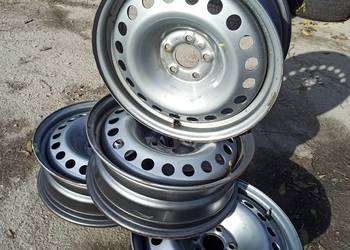 Felgi stalowe 5x98 16" cali fiat 500L Doblo