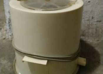 Sprzedam wirówkę do prania.