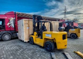 Załadunki i rozładunki maszyn i urządzeń ciężkich Wynajem wózków widłowych