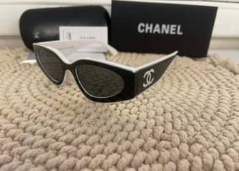 Okulary Chanel.