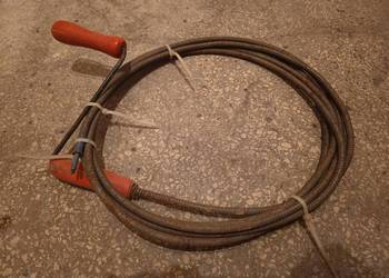 Metalowa spirala żmijka sprężynka kanalizacyjna do udrażniania rur HIT