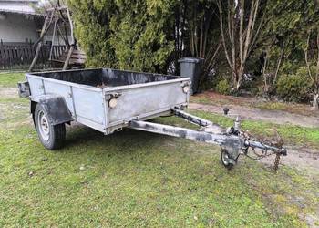 Przyczepka samochodowa, zarejestrowana