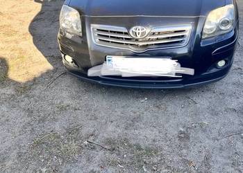 Samochód osobowy Toyota avensis limuzyna skórzane fotele