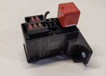 MAZDA 2 TOYOTA YARIS IV SKRZYNKA BEZPECZNIKÓW  90987-02031