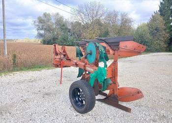 Pług obrotowy  3  kwerneland z Niemiec