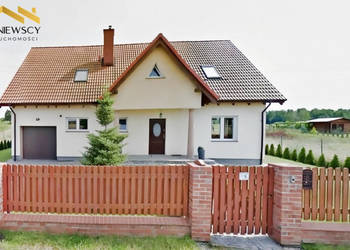 Rodzinny dom z tarasami i ogrodem w Rogitach