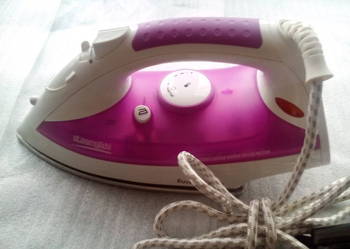 Russell Hobbs 2400W model 18160