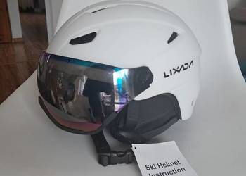 nowy kask narciarski Lixada rozmiar M małe przebarwienie z boku