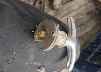 SYRENA 105 BOSTO klamka drzwi tyl SYRENA 105 BOSTO klamka drzwi tyl