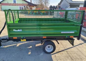 Przyczepa jednoosiowa firmy SELMAR