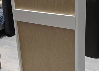 Szafka nad umywalkę z lustrem