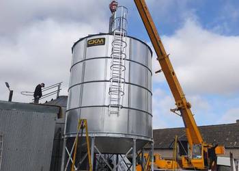 NOWY Silos lejowy SL-464-3 o pojemności 60,8 tony pszenicy