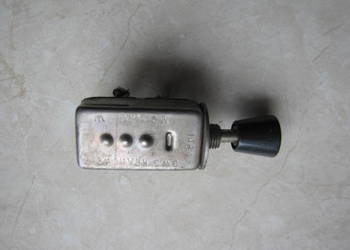 Przełącznik włącznik świateł Syrena Warszawa Żuk Nysa