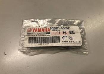 Tuleja pompy hamulca Yamaha YZF- R6 90387-06057 Oryginał