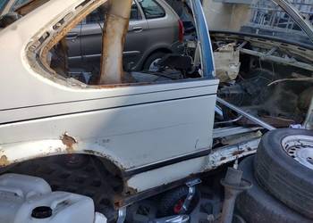 Błotnik dach bez szyberdachu BMW e24 E24 628 633 635
