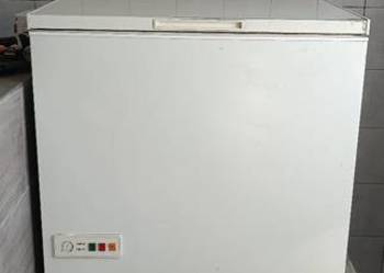 Zamrażarka skrzyniowa 280 litrów Zanussi
