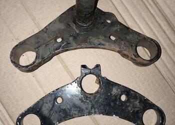 Półki przedniego zawieszenia teleskopu IŻ Planeta