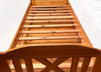 Łóżko drewniane z materacem 90x200