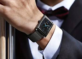 Zegarek z ciekawym wyglądem