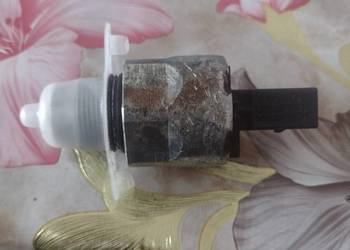 Zawór ciśnienia paliwa skoda 1.6tdi