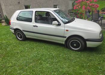 Sprzedam  volkswagen golf z 1992 roku