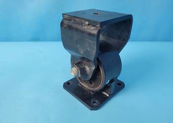 DEUTZ-FAHR 6130 TTV PODUSZKA KABINY LEWA 0.019.5679.3/10