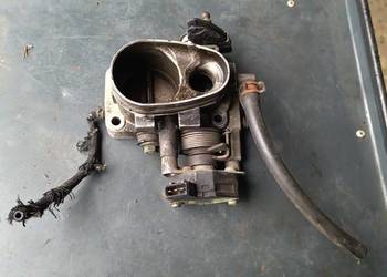Przepustnica audi 80 B4 2.0 ABK