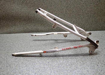 STELAŻ RAMA TYŁ SUBRAME ZADUPEK YAMAHA YZ 250 4XL 96-97R 2T