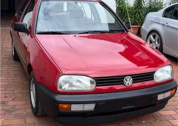Zderzak przód VW golf 3 kolor czerwony