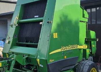 Prasa zmiennokomorowa John Deere 592 CoverEdge Hi-Flow