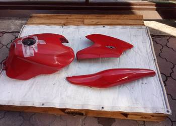 Ducati ST owiewki, zbiornik paliwa, inne.