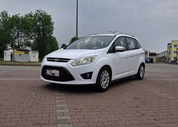 Ford Grand C-Max 2011r. Sam parkuje