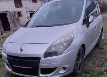 Renault Scenic III 1.9 dCi