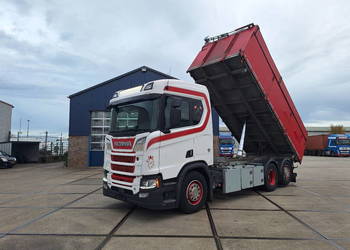 Wywrotka  do sypkich do zboza Scania