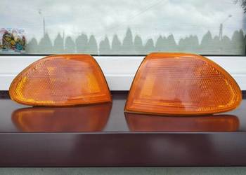 Opel Astra F kierunkowskazy kierunki prawy lewy komplet oryginał