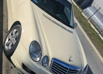 Mercedes Benz E