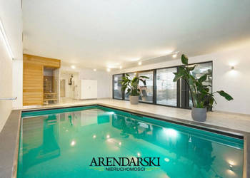 DOM Z BASENEM + GARAŻ NA 5 AUT