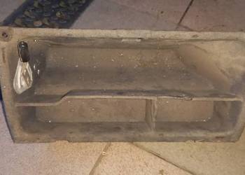 Garbus 1303 schowek
