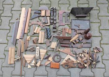 Drewniane elementy starych zegarów aplikacje zdobienia inne zestaw Drewniane elementy starych zegarów aplikacje zdobienia inne zestaw