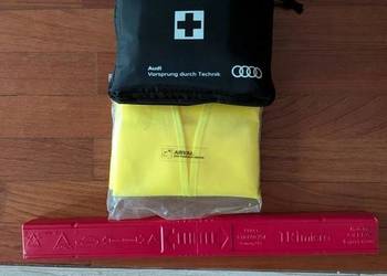 Apteczka Audi + trójkąt audi + kamizelka