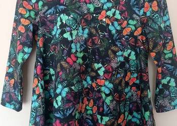 Bluzka w kolorowe motyle Mohito