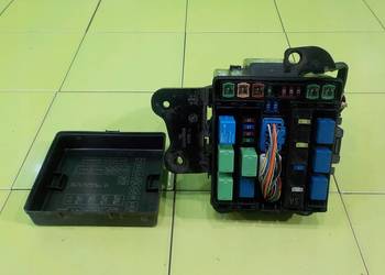 SUZUKI GRAND VITARA II 1.9 DCI 07r 5D skrzynka bezpiecznikow